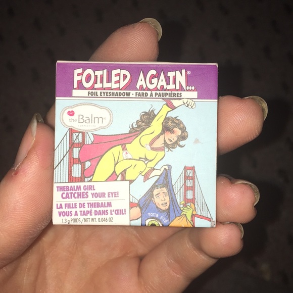 Eyeshadow - Picture 1 of 2